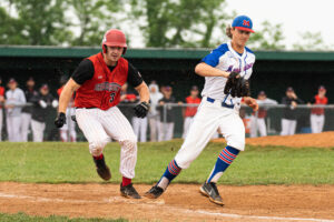 Bridgeport pulls off big seventh inning to open regionals with a win over Morgantown High